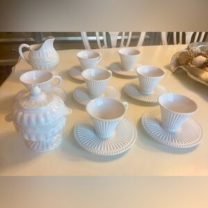 Butler's Pantry
by LENOX White Tea Set with Cups & Saucers, Creamer & Sugar bowl